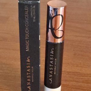 Anastasia Beverly Hills Magic Touch Concealer Shade 3